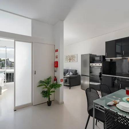 America Ii By An Island アパート