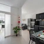 América Ii By An Island Apartamento