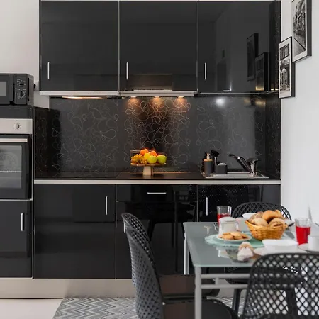 America Ii By An Island Apartman *